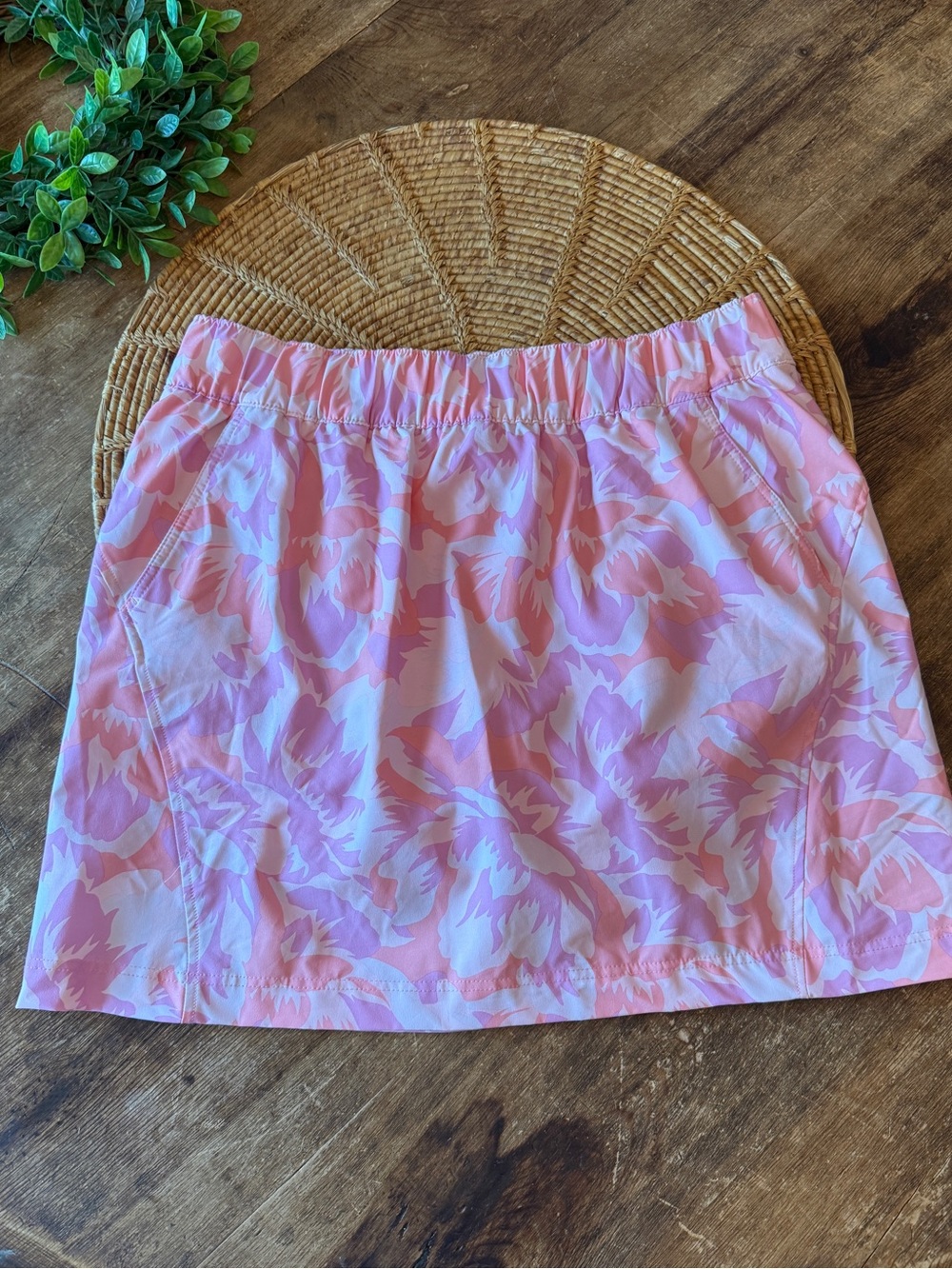 Columbia Pink Floral Print Elastic-Waist Skort